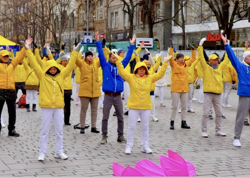Image for article Prague: Practitioners Hold Events to Introduce Falun Dafa to the Public