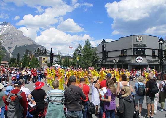 Image for article Banff, Alberta: Falun Dafa Waist Drummers a Big Hit at Canada Day Celebrations