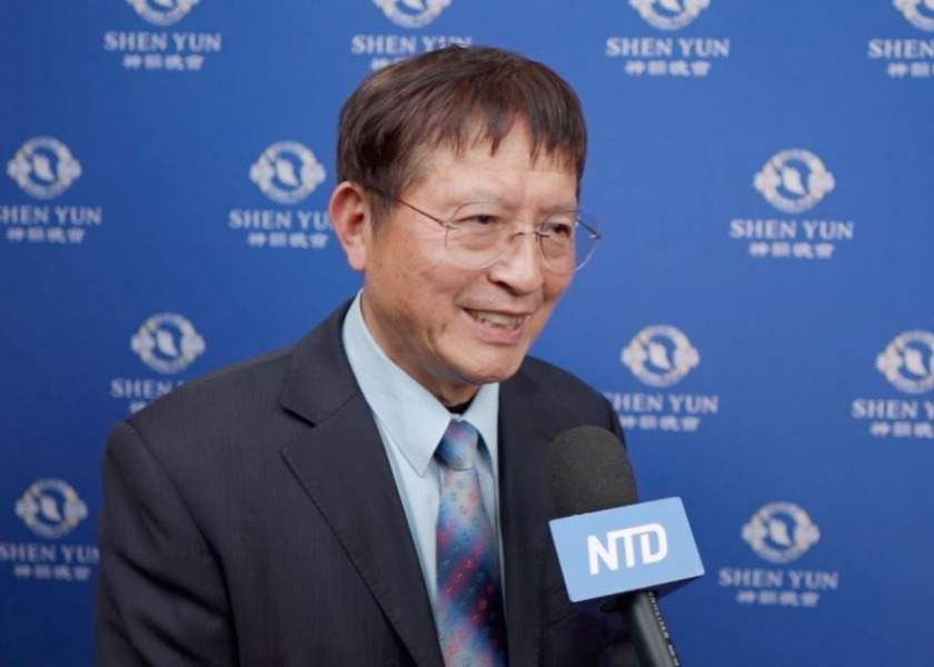 Image for article Chinese Nationals See Shen Yun in Different Countries: “The Most Pure and Natural Kindness” (Part 2)