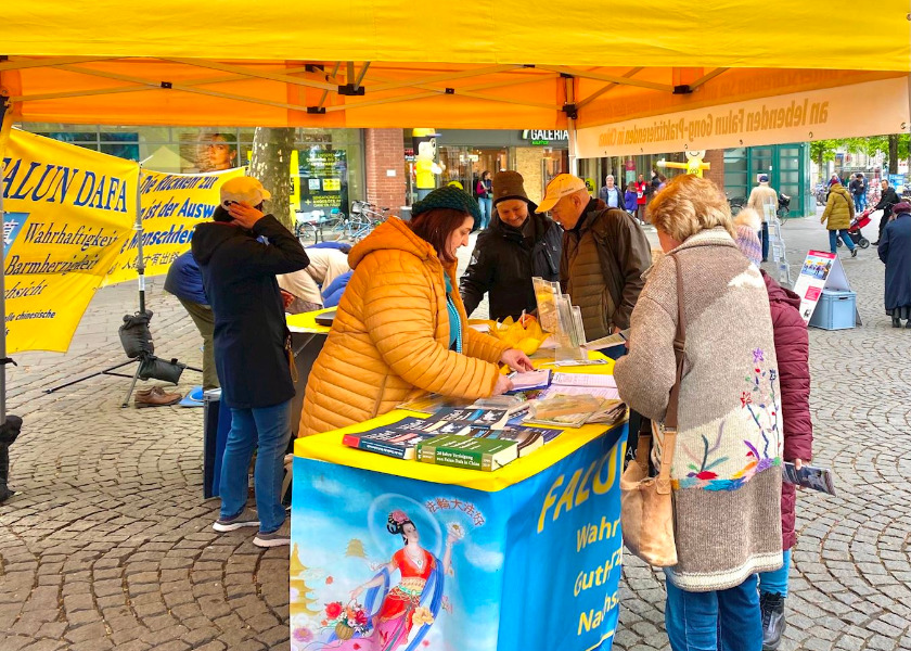 Image for article Germany: Peaceful Activities to Mark the Anniversary of April 25 Appeal Draw Support in Munich