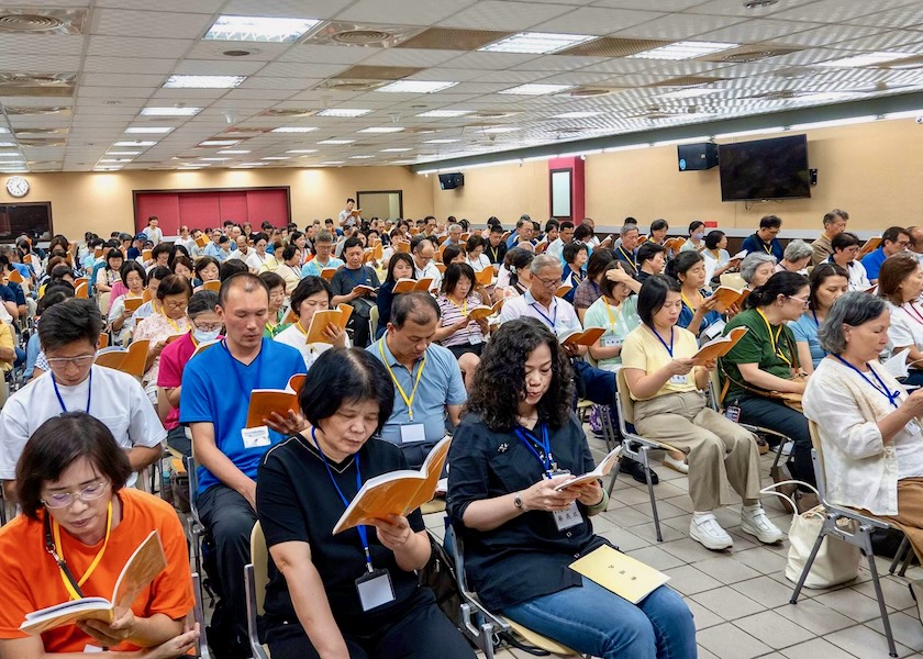 Image for article Taipei, Taiwan: Assistants Discuss Their Cultivation Experiences and Improve Together