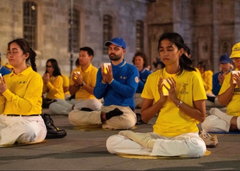 Image for article Austria: People Support Falun Gong During Activities to Raise Awareness of the Persecution