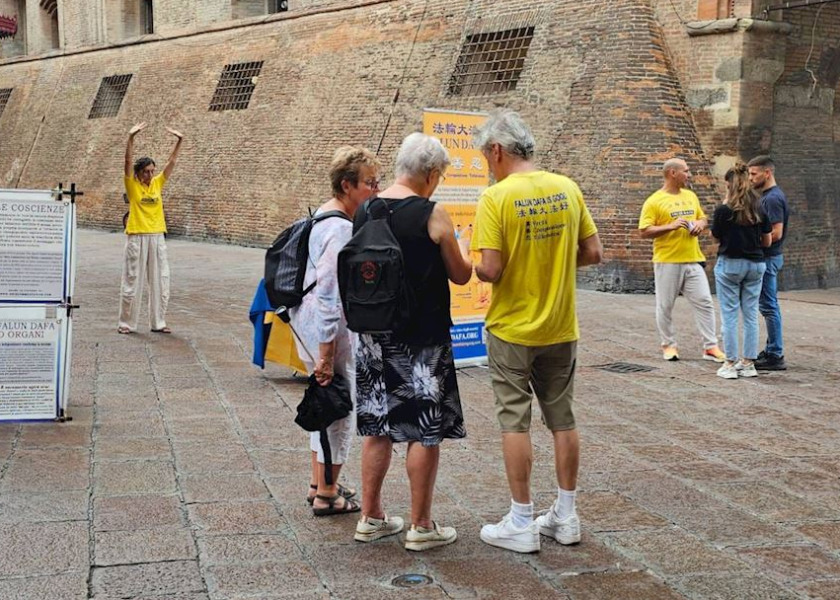 Image for article Italy: Introducing Falun Dafa in Multiple Cities