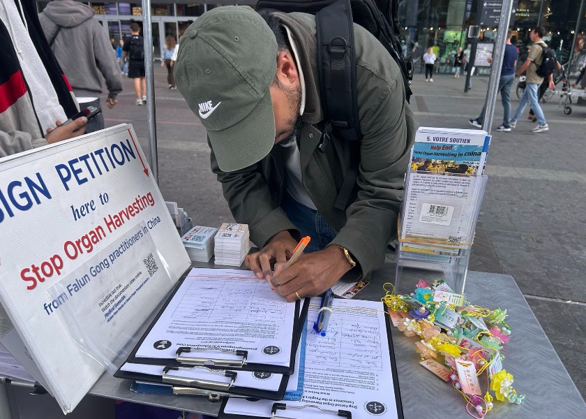 Image for article The Netherlands: “Falun Dafa’s Values Are Important”