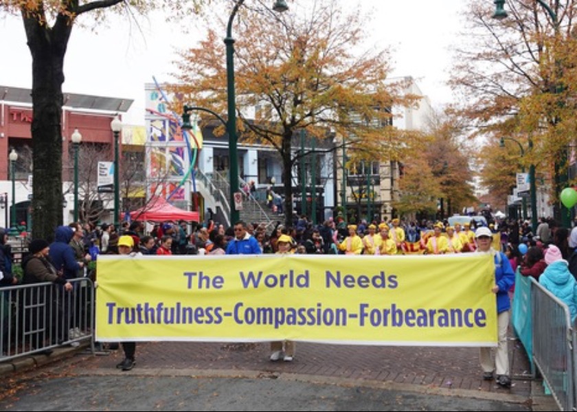 Image for article Maryland, U.S.: Falun Dafa Practitioners Participate in Annual Thanksgiving Parade