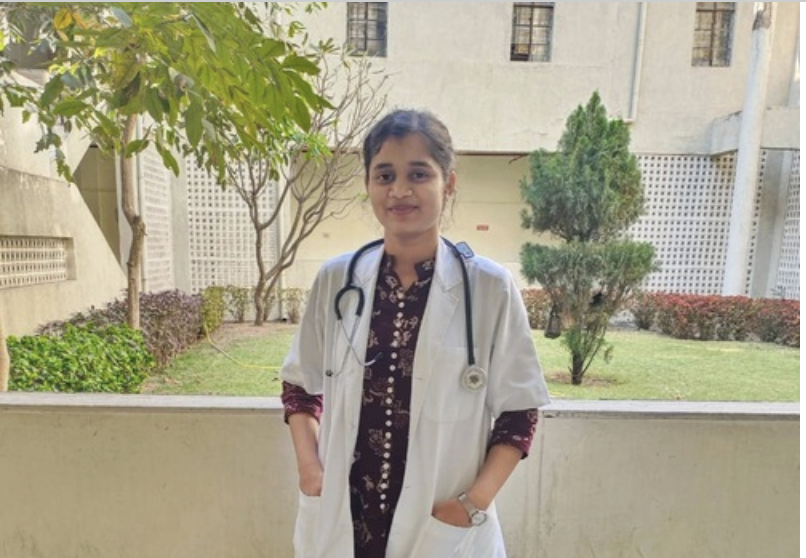 Image for article India: How a Book Changed the Lives of Two Doctors in Nagpur