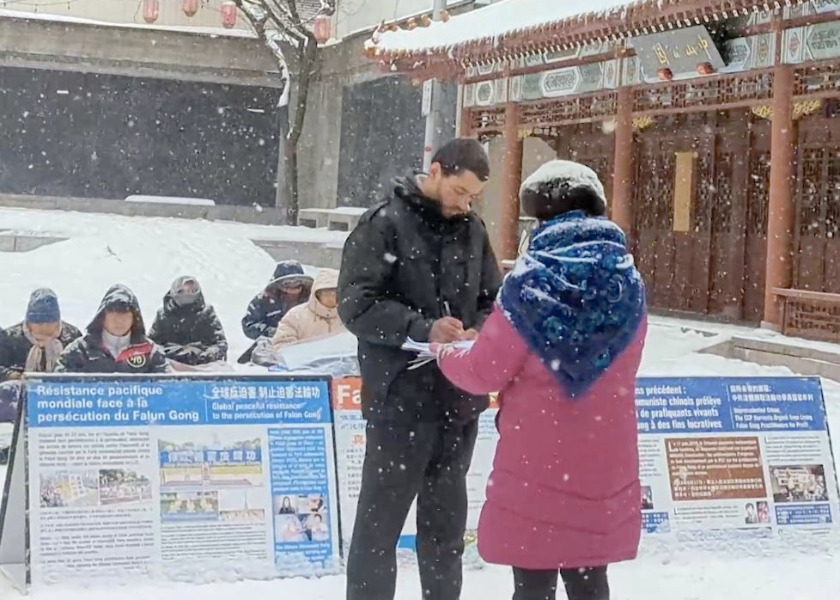 Image for article Montreal, Canada: Chinese People Quit the CCP in Chinatown